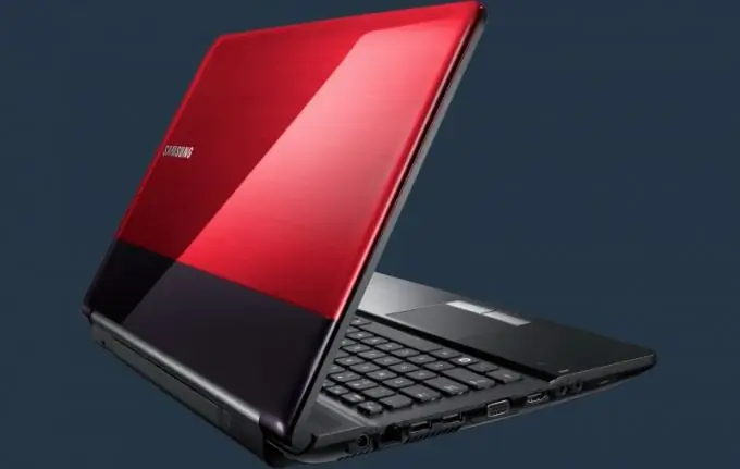 Jak přetaktovat notebook Samsung