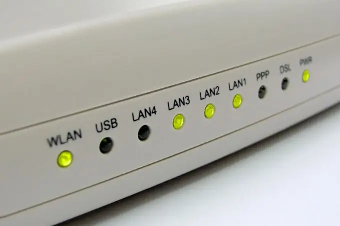 Hoe de router opnieuw op te starten