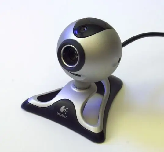 Cách bật webcam trong Windows 7