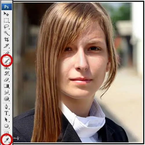 How to lengthen hair in Photoshop