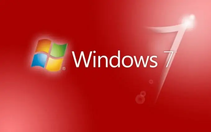 Kaip įdiegti „Windows 7“iš disko