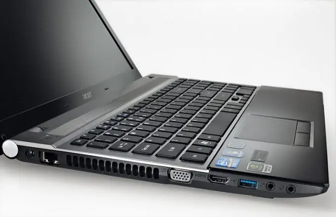 Bærbar Acer Aspire V3-571G