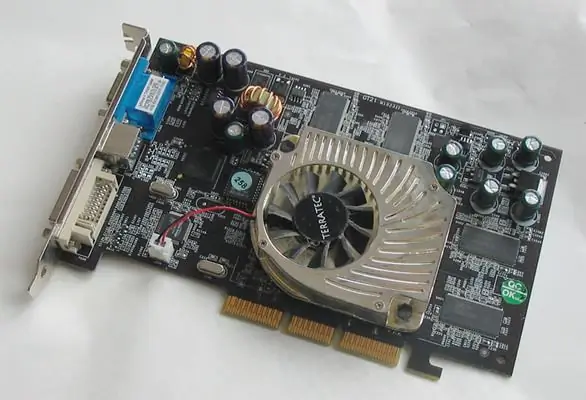 How to see the name of the video card