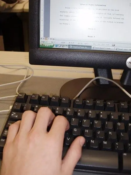 How to write text on a computer