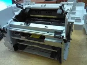 כיצד לפרק מדפסת HP LaserJet M1120