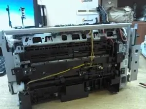 „HP LaserJet M1120 MFP“išmontavimo procedūra