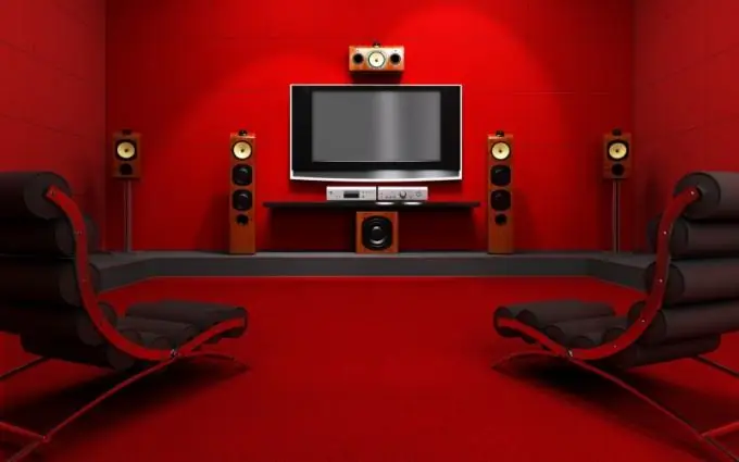 Come collegare l'home theater al PC