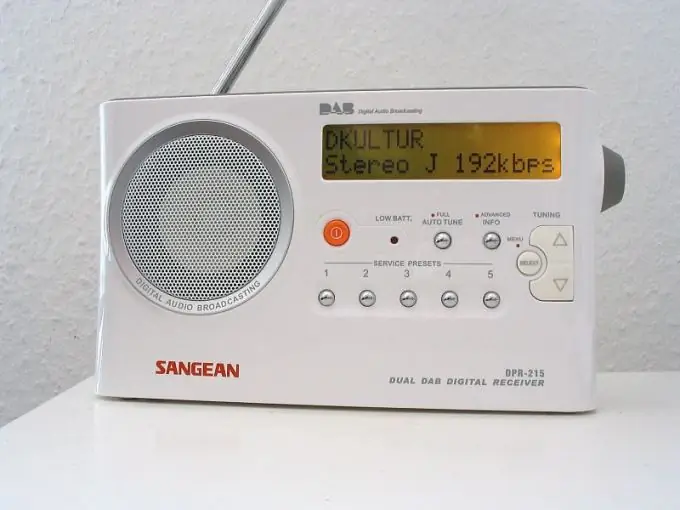 Cómo encender la radio en una computadora