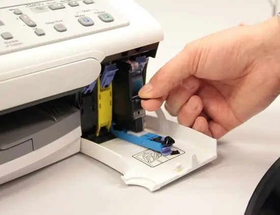 How to remove a cartridge from the printer