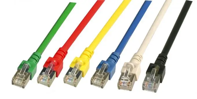 How to connect a network cable to a computer