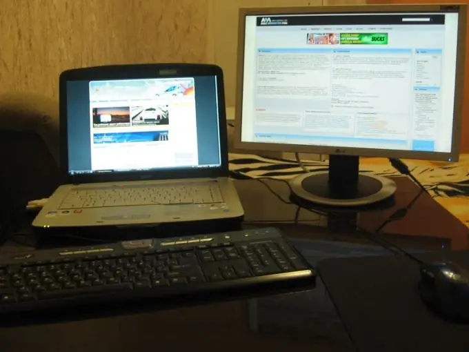 Come collegare un secondo monitor a un laptop