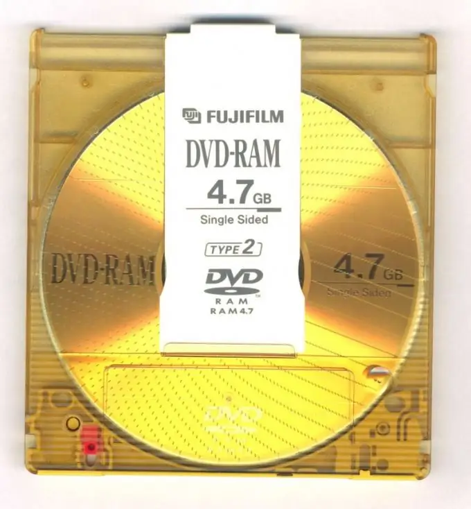 Bagaimana cara mengganti disk dvd