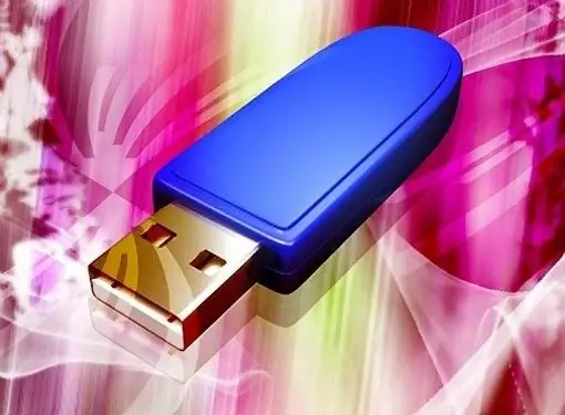 Kako se prebacuje na USB fleš disk