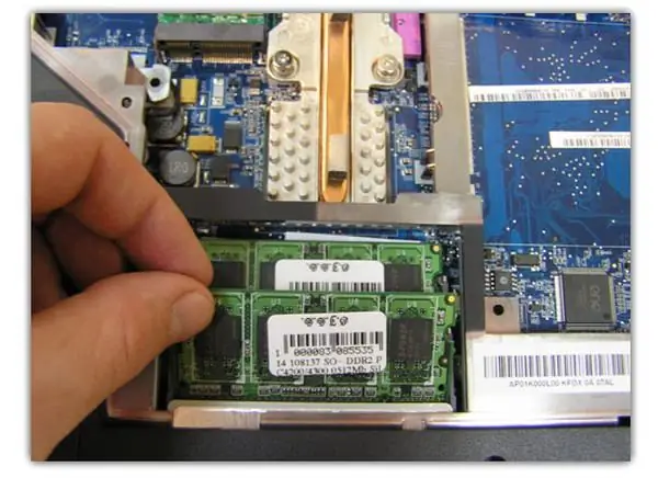 How to replace RAM in a laptop