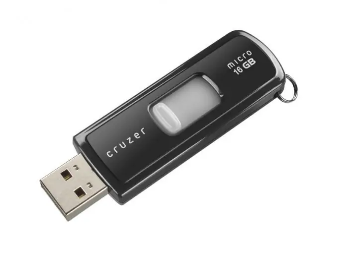 Paano i-install ang PortableApps community suite sa isang USB flash drive