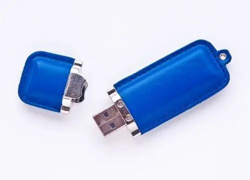 Hoe verwijderde informatie van een USB-flashstation te herstellen