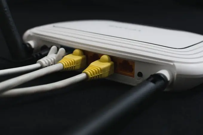 Come collegare un router a Internet