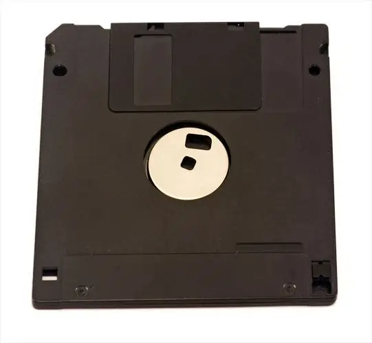 Cara membuat floppy disk sistem