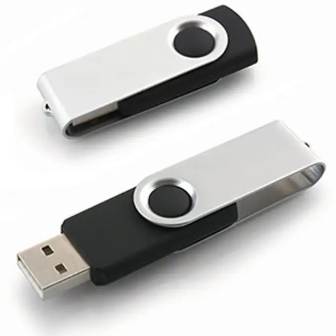 Kako instalirati USB bljesak voziti na računalo