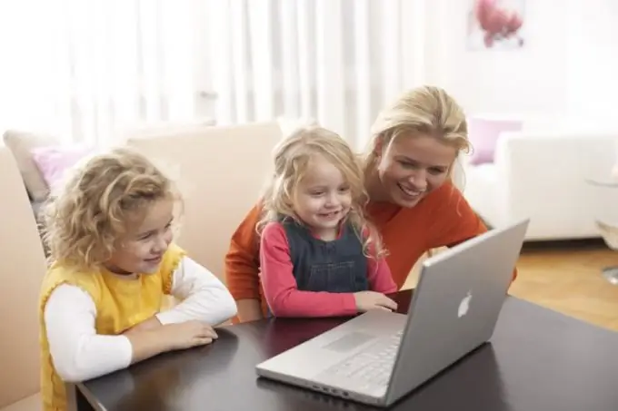 Een wachtwoord instellen om het programma te starten