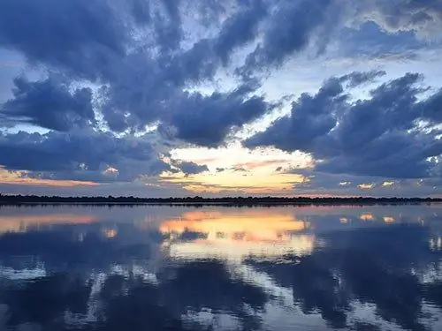 Hoe de lucht in Photoshop te vervangen